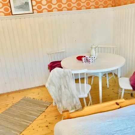 Apartment Cozy Roosi Guest Apartment 2, Free Parking *