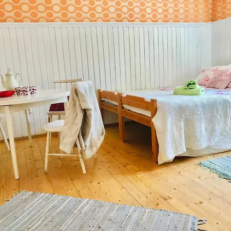 Cozy Roosi Guest Apartment 2, Free Parking Apartment Pärnu