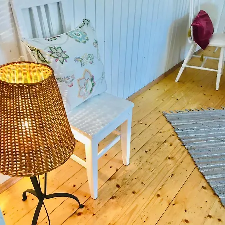 Cozy Roosi Guest Apartment 2, Free Parking * Pärnu